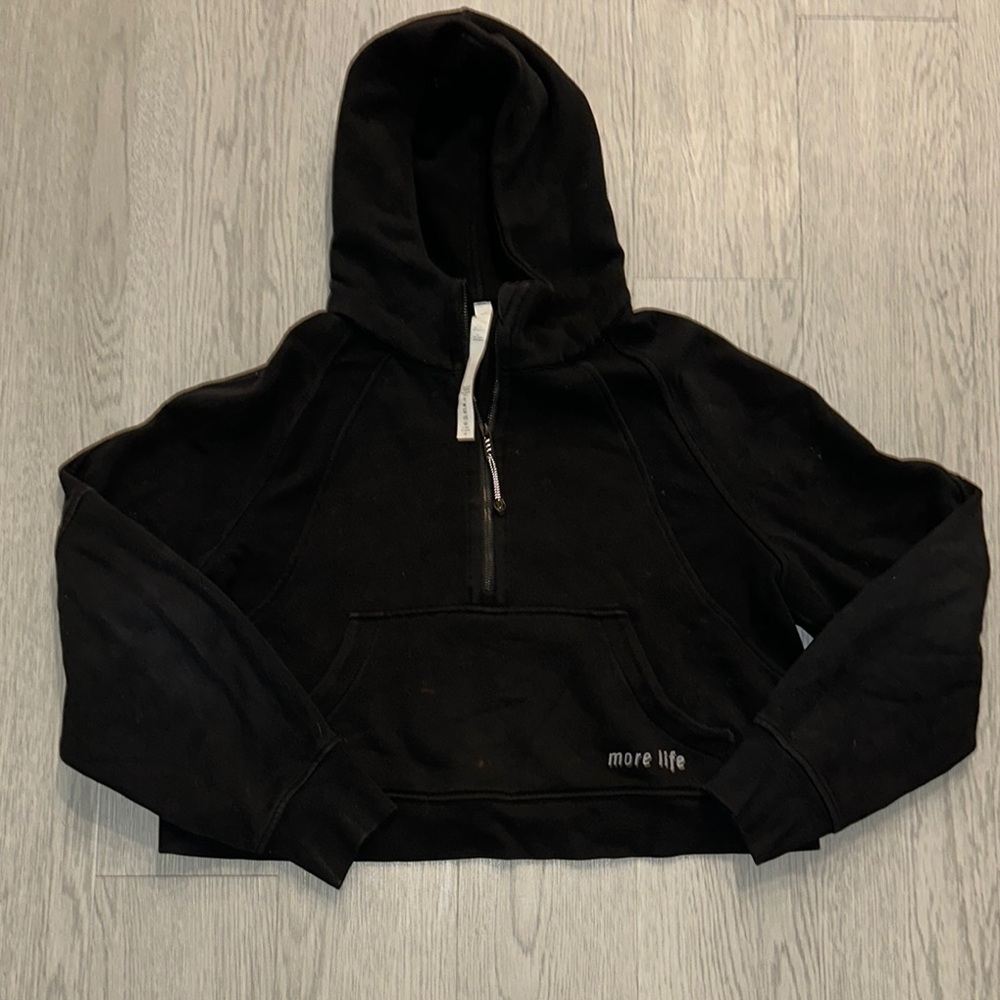 lululemon X Orangetheory cropped scuba hoodie